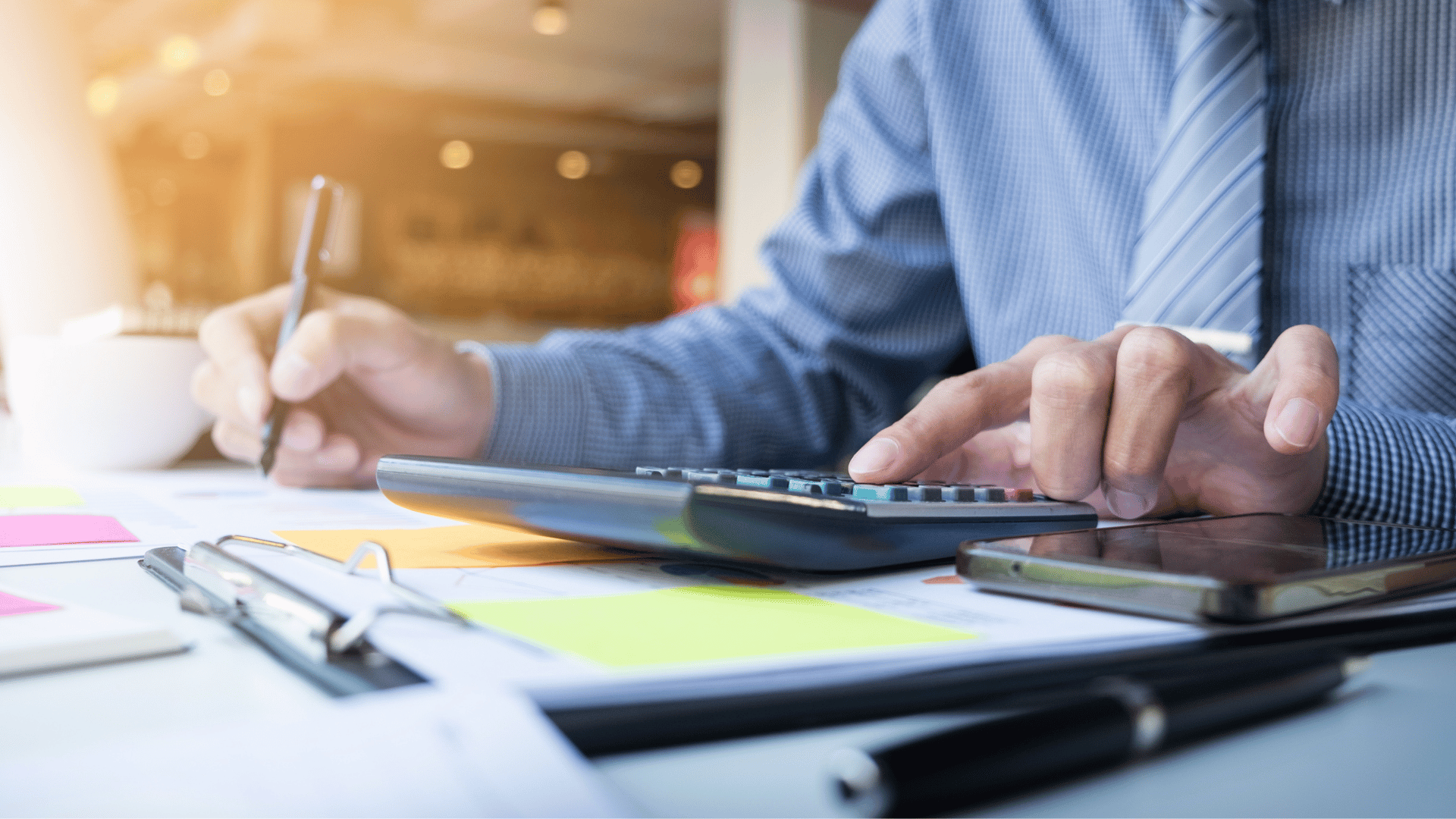 Digitale Finanzbuchhaltung und Berechnung für KMU im Rhein-Main-Gebiet